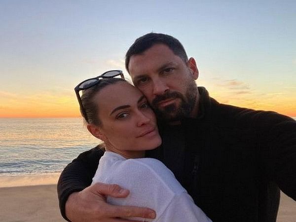 Dancing With The Stars Alum Peta Murgatroyd Prays For Husband Maks