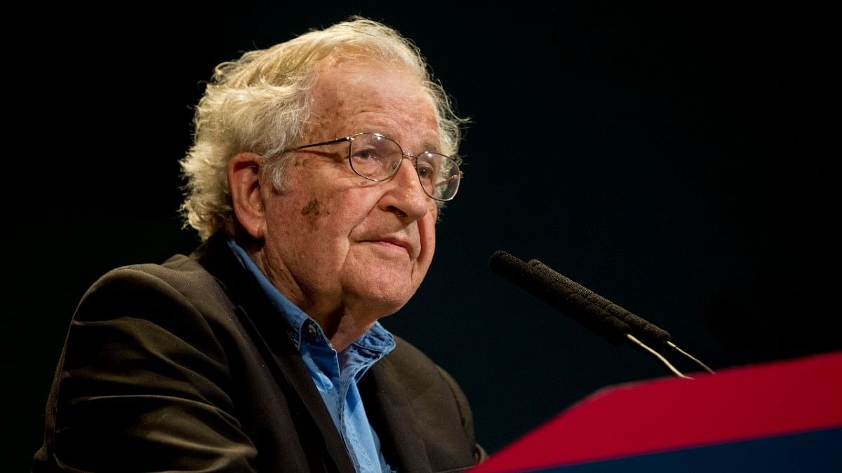 Under Fire For Praising Trump S Ukraine Stance Noam Chomsky Says Us Ex