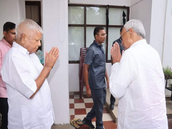 Nitish Kumar Meets Rjd Chief Lalu Prasad Yadav Theprint Anifeed