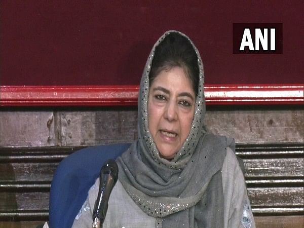 J K Pdp Chief Mehbooba Mufti Slams Bjp Over Kashmiri Pandit Killing In