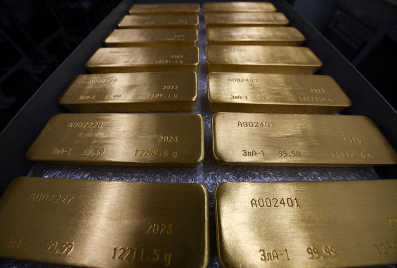 Gold Gains As U S Dollar Retreats On Powell S Less Hawkish Stance