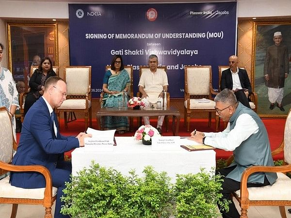 Plasser India Signs Mou With Gati Shakti Vishwavidyalaya India S First