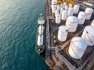 India To Boost Crude Oil Refining Capacity By 35 40 MT By Fiscal 2030