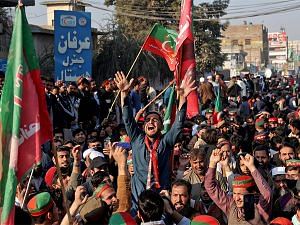 Pakistan Tehreek E Insaf Founder Calls For Bail Release Of Party