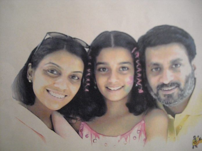 Aarushi Talwar with her parents