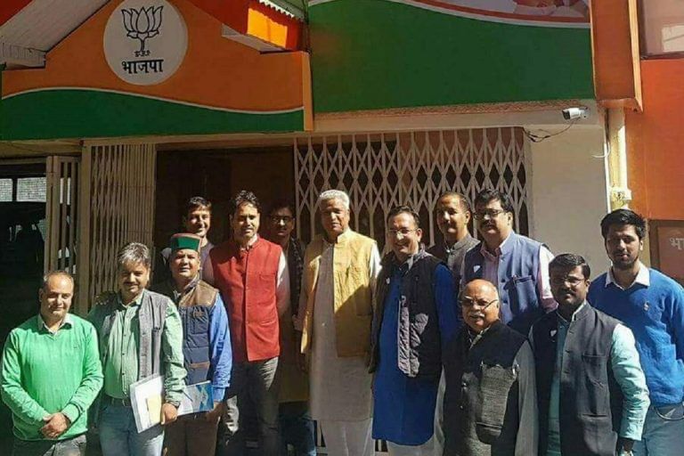 Himachal BJP feels neglected as top guns shower attention on Gujarat
