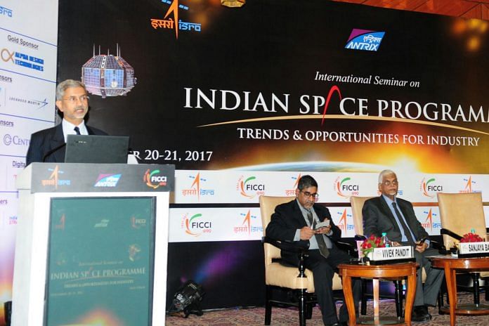 Foreign Secretary Dr S. Jaishankar addressing at the Valedictory Session of the International Seminar on Indian Space Programme | PIB image