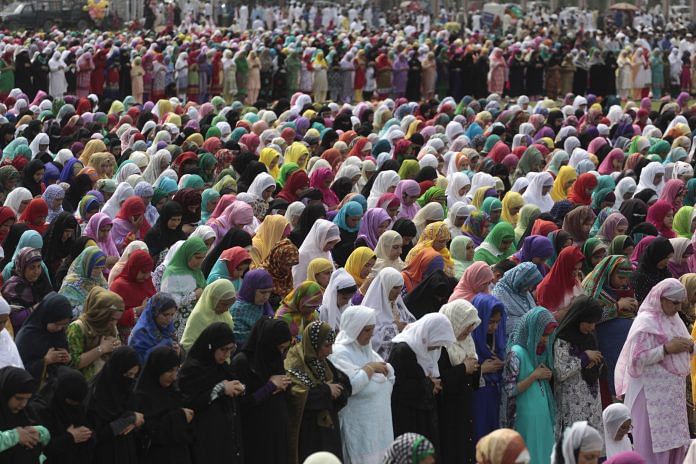 A gathering of Muslim women offering prayers (Representational Image) | Photo by Waseem Andrabi/Hindustan Times via Getty Images