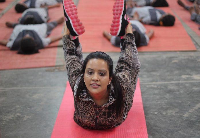 Amruta Fadnavis performs Yoga