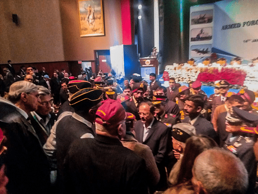 Minister of state for defence Subhash Bhamre surrounded by army veterans at a Veterans’ Day meeting at the Army’s Manekshaw Centre
