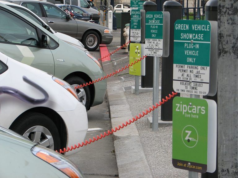 Carmakers can’t turn out electric vehicles cheap enough to convert Indians