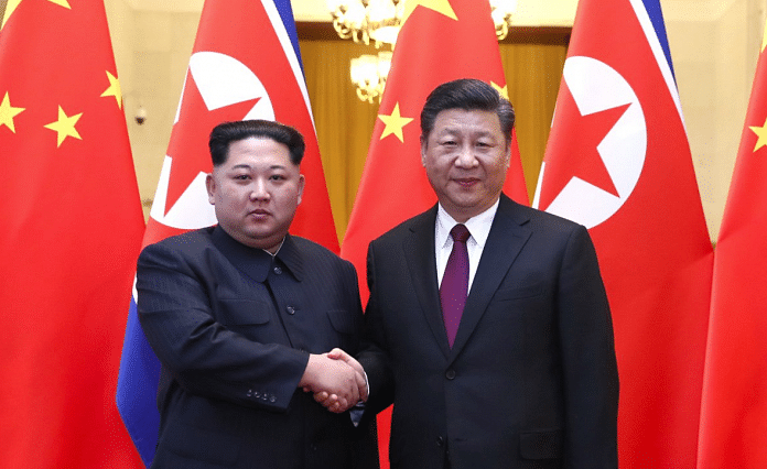 Xi Jinping and Kim Jong un