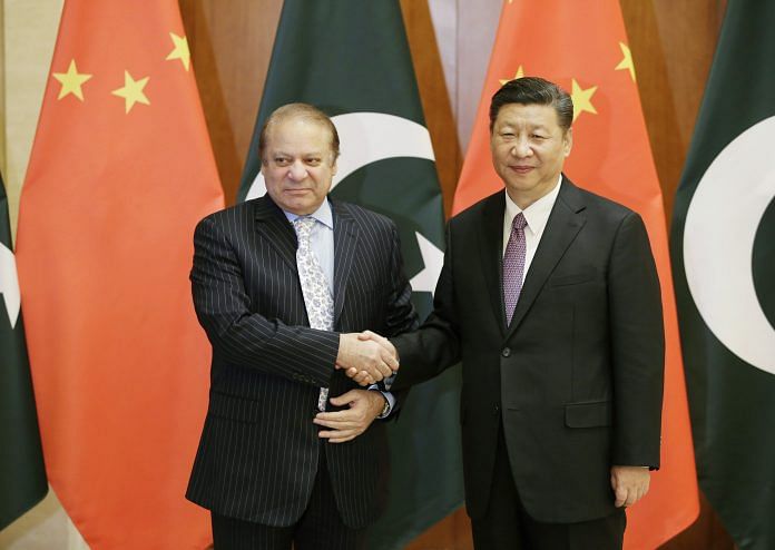 Pakistani Prime Minister Nawaz Sharif meets Chinese President Xi Jinping