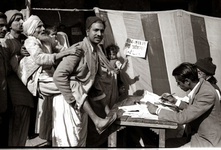 ‘Modern Media, Elections and Democracy’, though repetitive, is a user-friendly tool for aspiring journalists