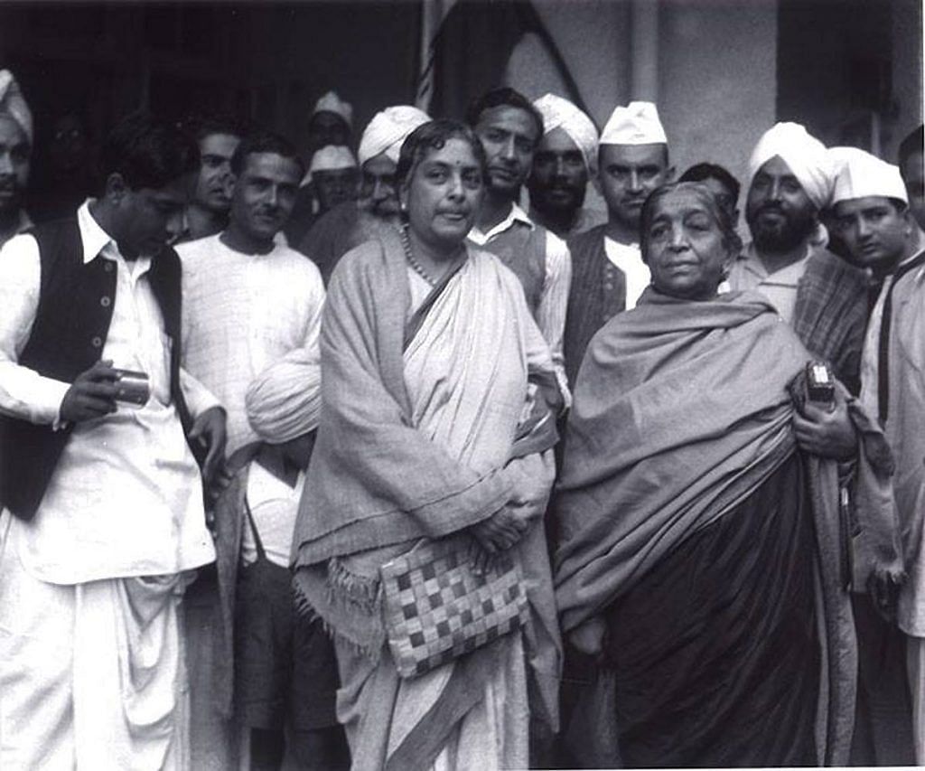 Kamaladevi Chattopadhyay and Sarojini Naidu during a Simla Conference | Facebook, @GandhiHeritagePortal