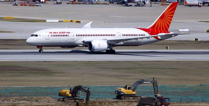 The Air India cabin crew has complained to the civil aviation minister and alleged the management was callous | Flickr