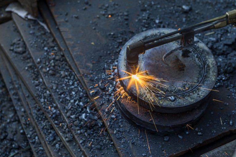 Bitter court battles bog down Arcelor, Tata as bankruptcy law is tested
