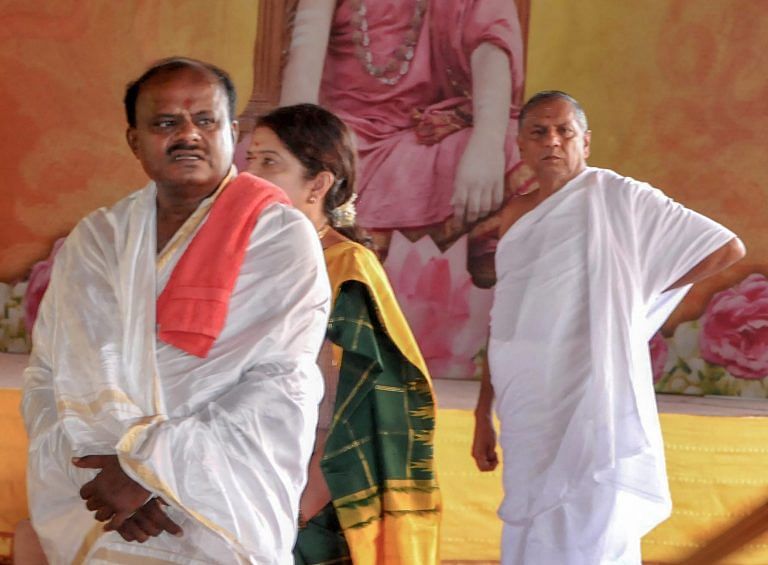 Karnataka’s political situation remains fluid over the Lingayat question