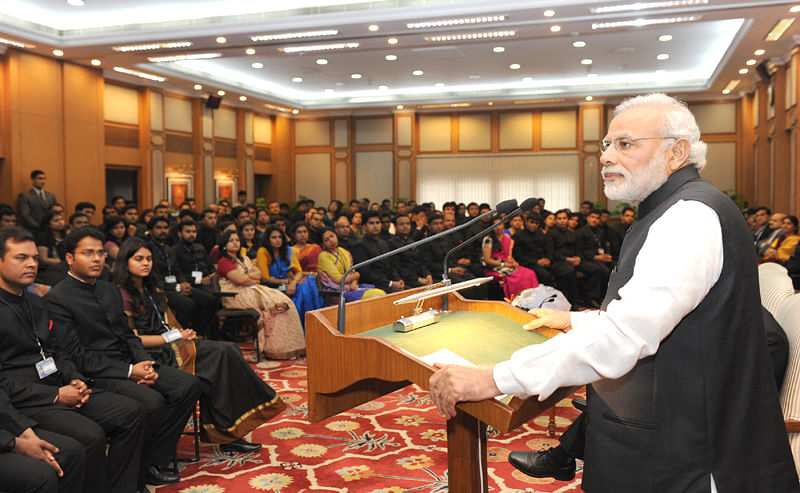 PM Modi interacting with IAS probationers in 2015 | pmindia.gov.in