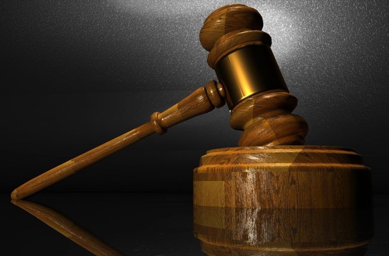 Supreme Court crisis exposes a terrifying reality about political & judicial leadership