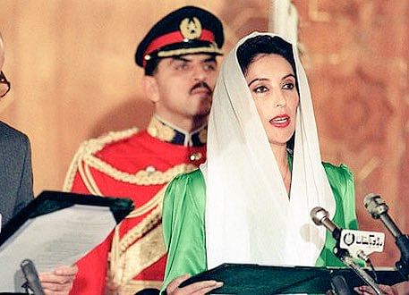 Shaheed Benazir Bhutto swearing in as the 1st female Prime Minister of Pakistan in 198