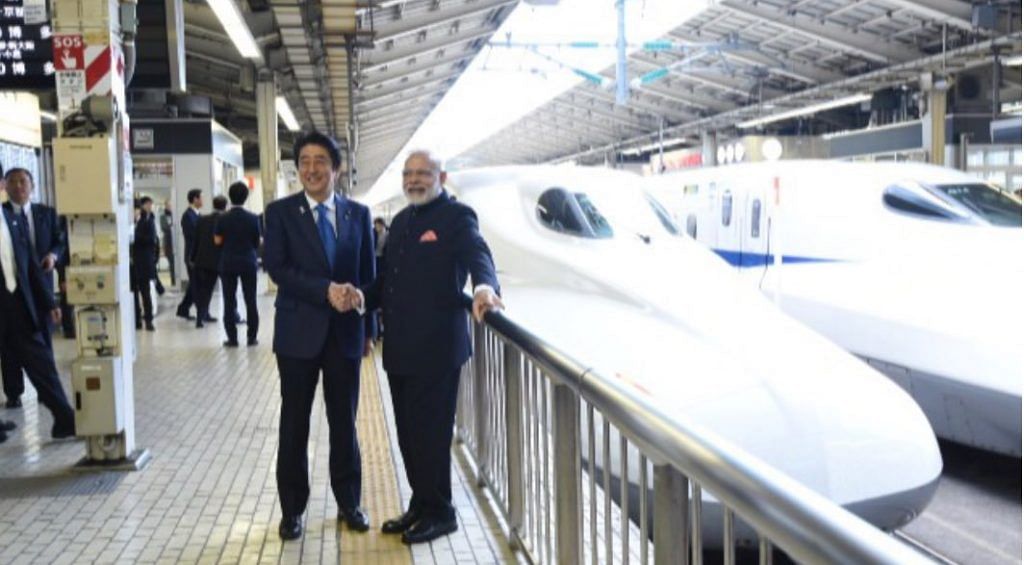 File image of PM Narendra Modi with his Japanese counterpart Shinzo Abe | @OmMathur_bjp/Twitter