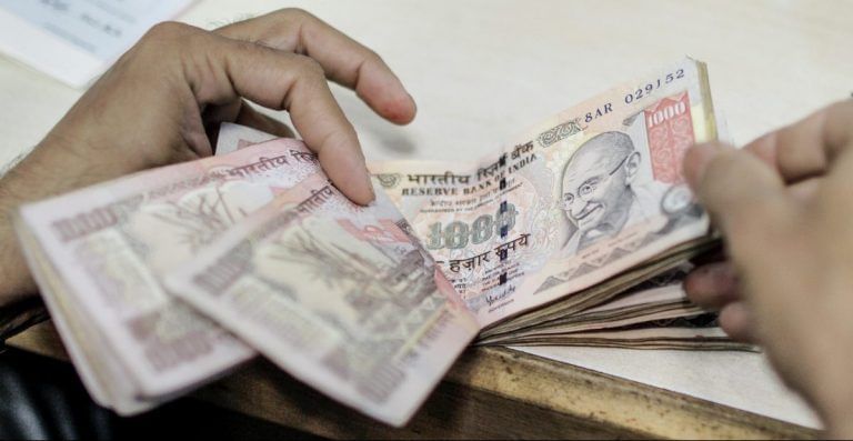 RBI quietly buries Rs 1,000 notes even as ATMs struggle to dispense Rs 200 notes