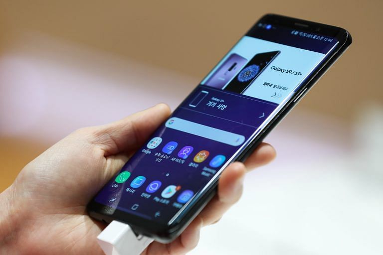Samsung to open world’s largest mobile phone manufacturing centre in India today