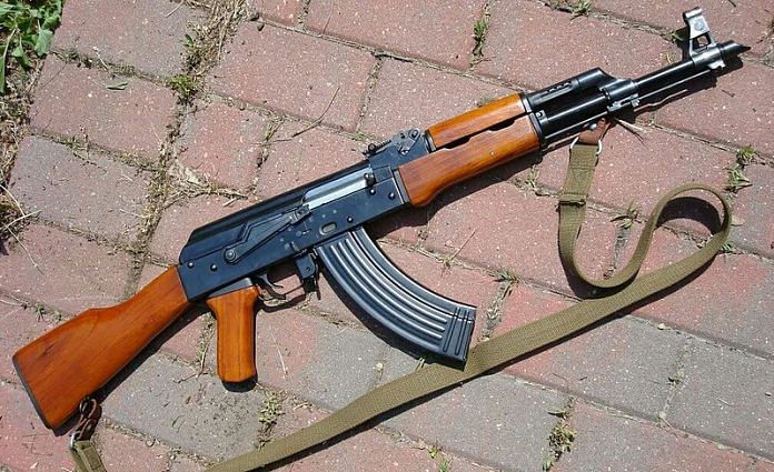 The AK-56 rifle was found along with 95 live rounds, two 9 mm pistols and 11 cartridges in Goregoan (representational image) | Commons