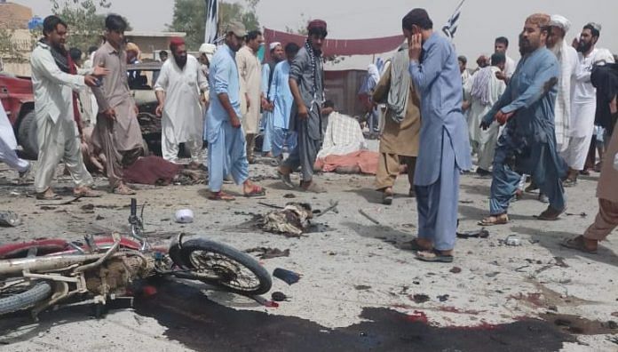 A scene from Quetta after the attack | @ZaidZamanHamid/ twitter