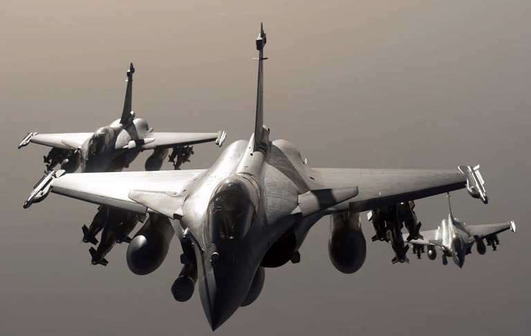 Congress gives breach of privilege notices in both Houses of Parliament over Rafale deal