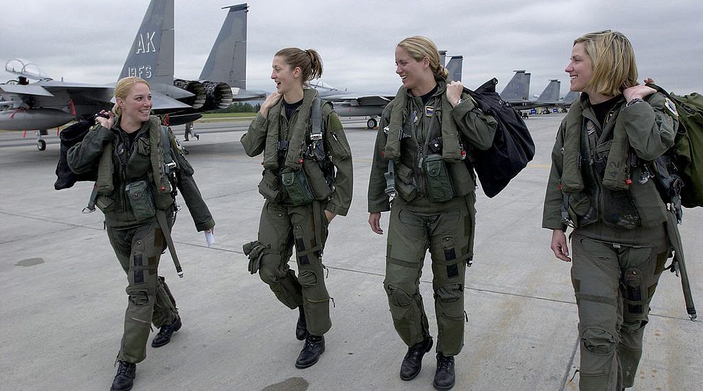 female soldiers