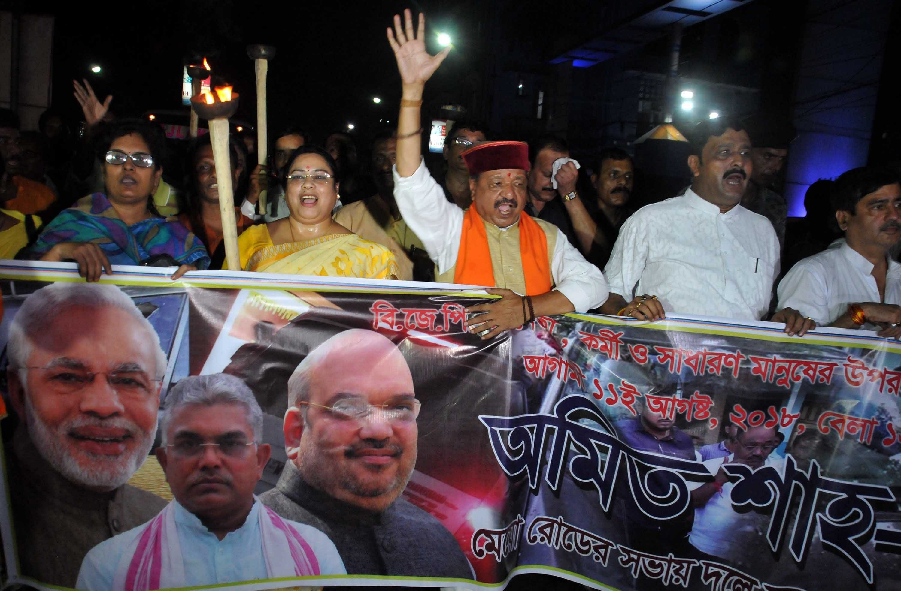 Torch rally in Kolkata