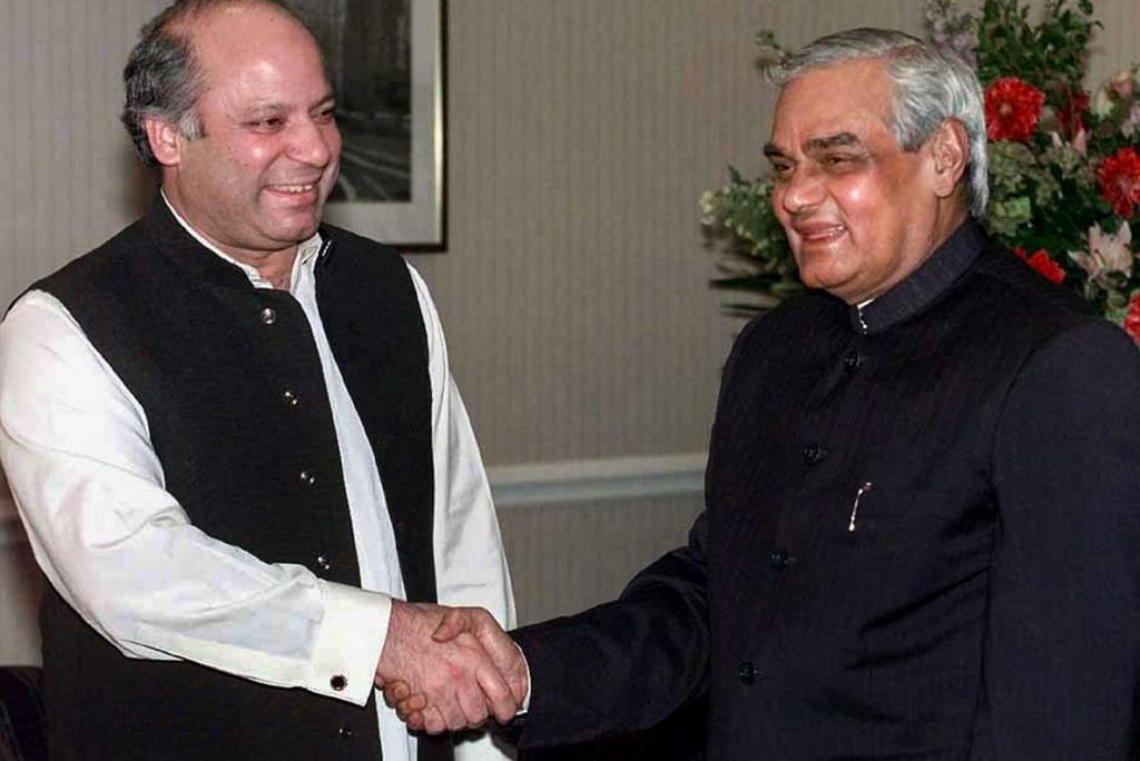 Former prime minister Atal Bihari Vajpayee with then Pakistani prime minister Nawaz Sharif | PTI