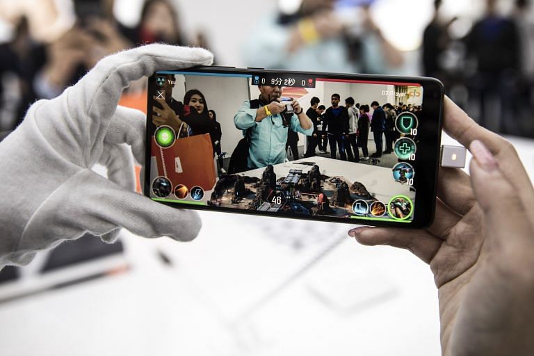 These Chinese companies are giving Apple and Samsung a run for their smartphones