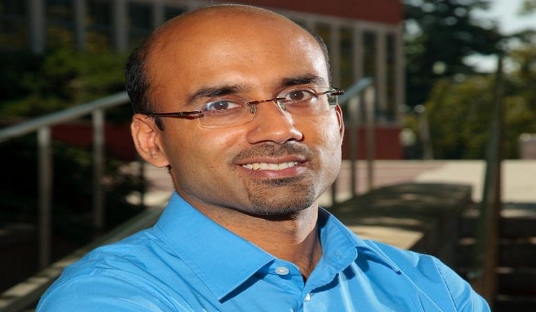 Imran Khan shows his cowardice by dropping Princeton prof Atif Mian over Ahmedia identity