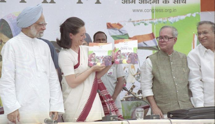 (L-R) Manmohan Singh, Sonia Gandhi, and Pranab Mukherjee | File photo: Praveen Jain | ThePrint
