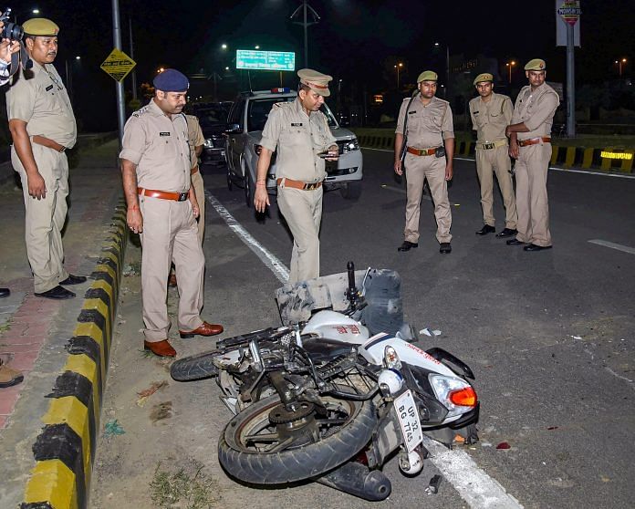 Lucknow police at crime scene