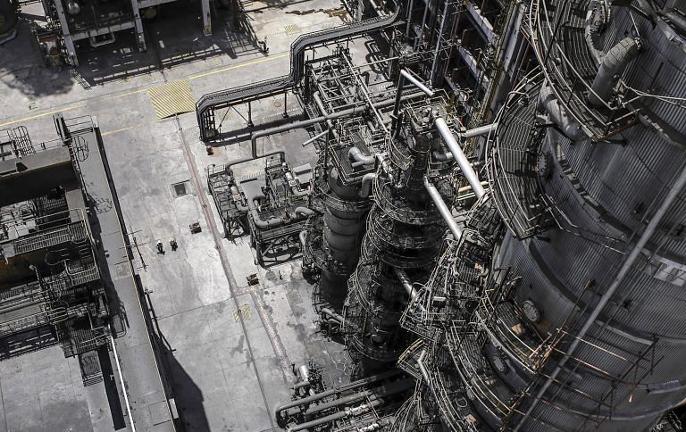 Fuel price cut can bring more pain for Indian oil refineries