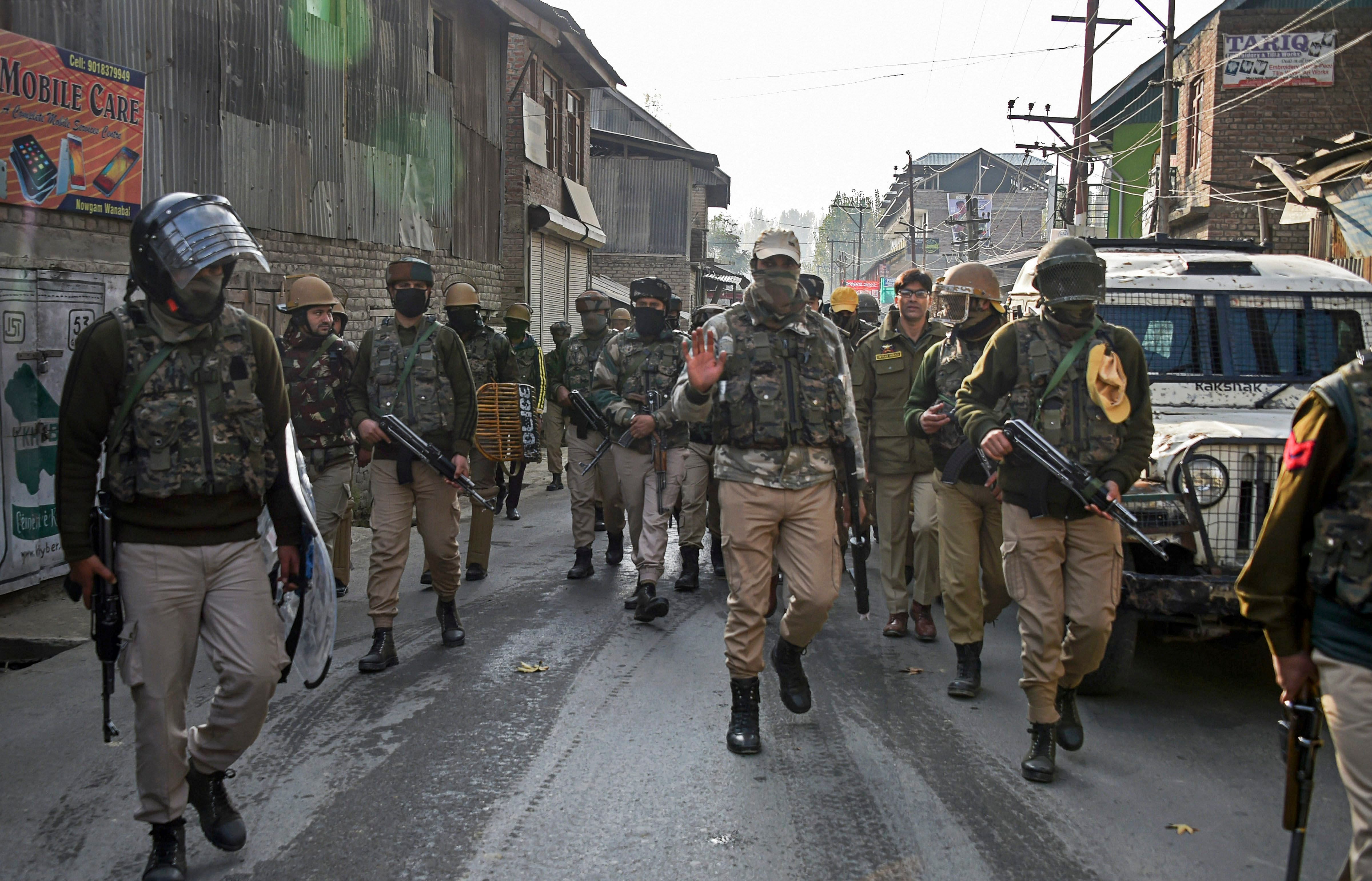 Security personnel leave after an encounter with militants on the outskirts of Srinagar | S Irfan/PTI