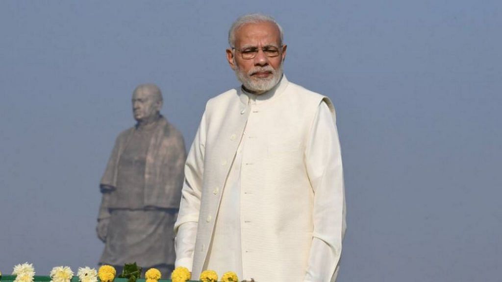 PM Narendra Modi in front of the Statue of Unity | @PMOIndia/ Twitter