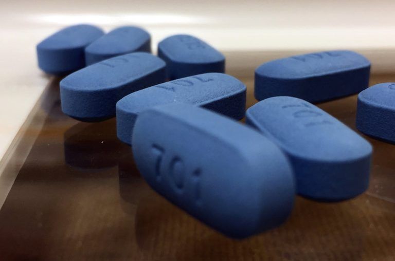 This new blue pill is stopping HIV like never before, study shows