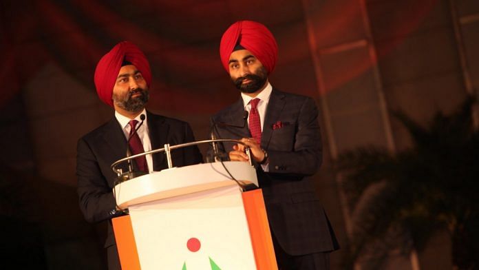 Sebi has given Malvinder Singh (L) and Shivinder Singh three months to repay the money | Getty Images
