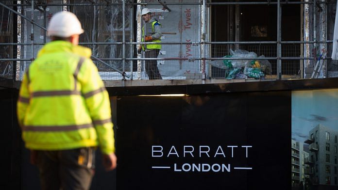 A Barratt Developments Plc construction site in Catford district of London|Simon Dawson/Bloomberg