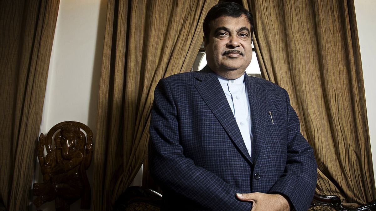 What Is The Residential Address Of Nitin Gadkari