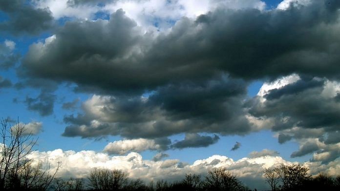 Low hanging stratocumulus clouds | Flickr