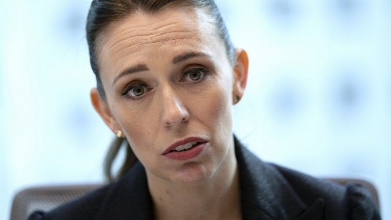 New Zealand steps up military presence at border after coronavirus breaches
