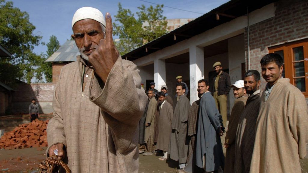 File photo of voting in Jammu and Kashmir during the 2009 general elections