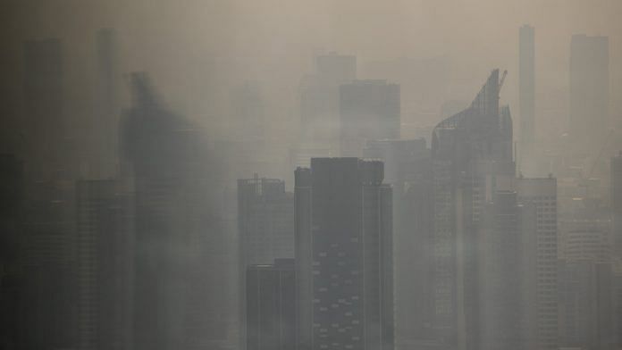 Smog surrounds buildings in Bangkok