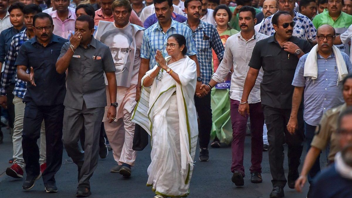 Mamata Banerjee in a protest rally against the clashes that broke out during BJP President Amit Shah's election roadshow | PTI